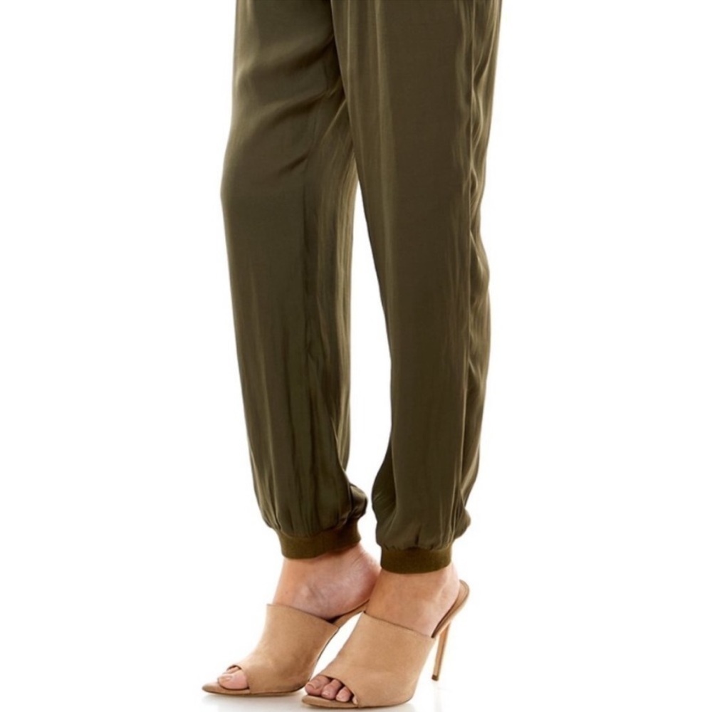TCEC Comfy lightweight Style Jogger, NWOT in Hunter Green - Picture 2 of 14